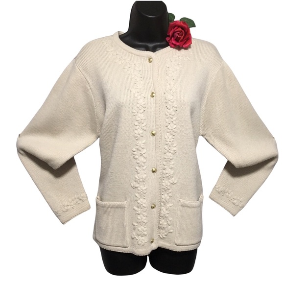 Vtg Classic Elements Petite Chunky Grandma Sweater Tan Emb gold metal button… - Picture 1 of 12